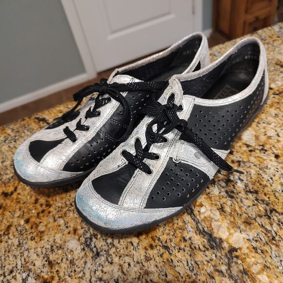 Rieker Remonte Women's Sneakers Size US 8 EU 39 Black Silver - Stylish Comfort - Picture 1 of 15